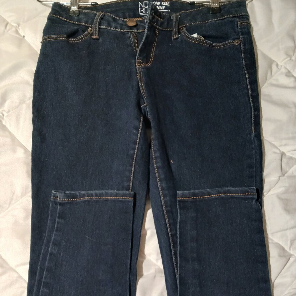 Low rise skinny jeans